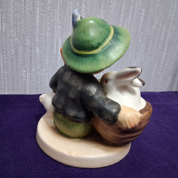 Figurine Boy With Rabbits Bunnies Napco Goebel Style PALS SH1C 4" - Picture 6 of 10